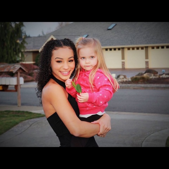 Meet your Posher, Brianna - Picture 1 of 1